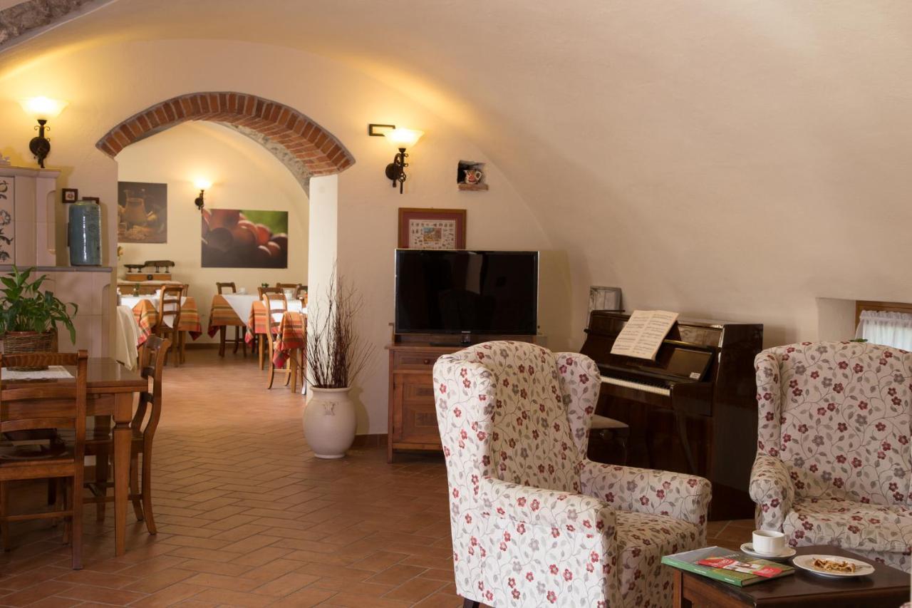 Agriturismo Al Picchio Villa Ala Exterior photo